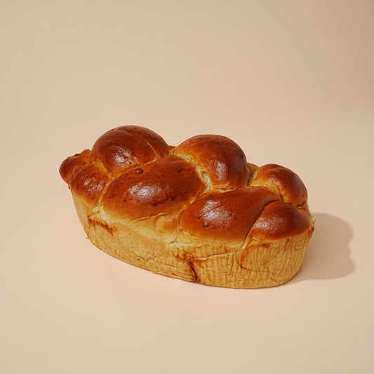 Classic Challah Loaf